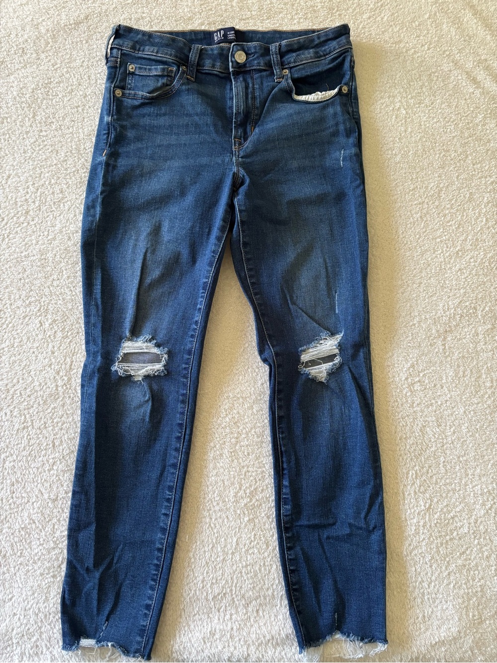GAP Denim Women’s Blue Dark Wash Ripped Knee Frayed Distressed Skinny Jeans